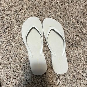 Flip flops
